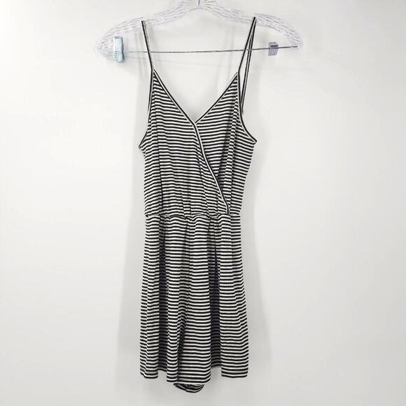 One Clothing Striped Sleeveless Romper - Women's Size Large - Picture 1 of 5